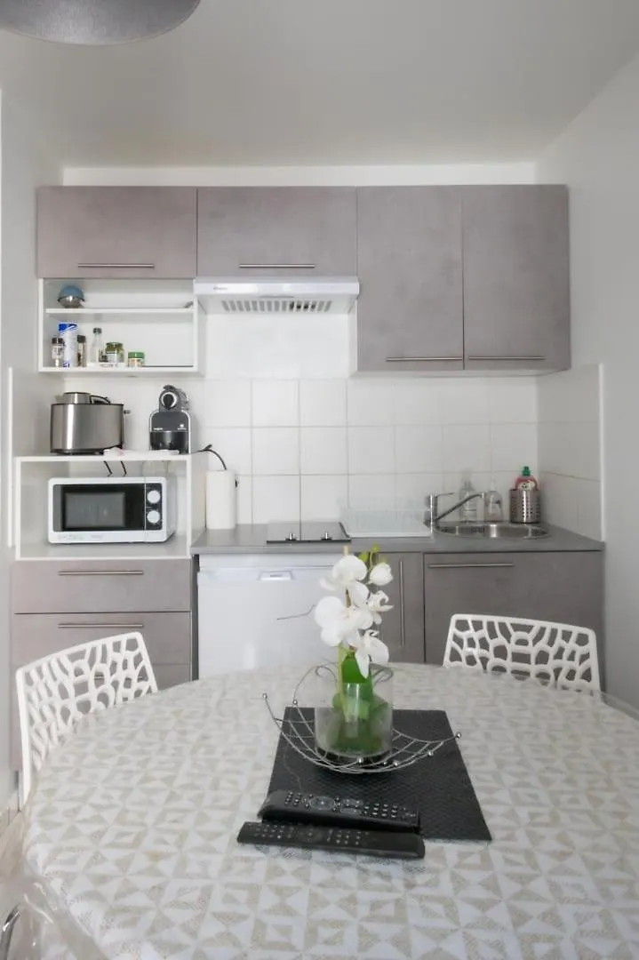 Apartamento Le Casper - Charmant Appartement Au Calme Proche Centre-Ville Lyon