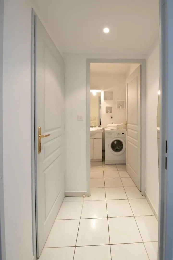Le Casper - Charmant Appartement Au Calme Proche Centre-Ville Lyon 0*,  Francja