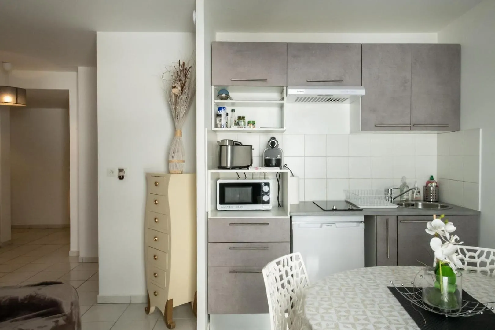 Le Casper - Charmant Appartement Au Calme Proche Centre-Ville Lyon 0*,